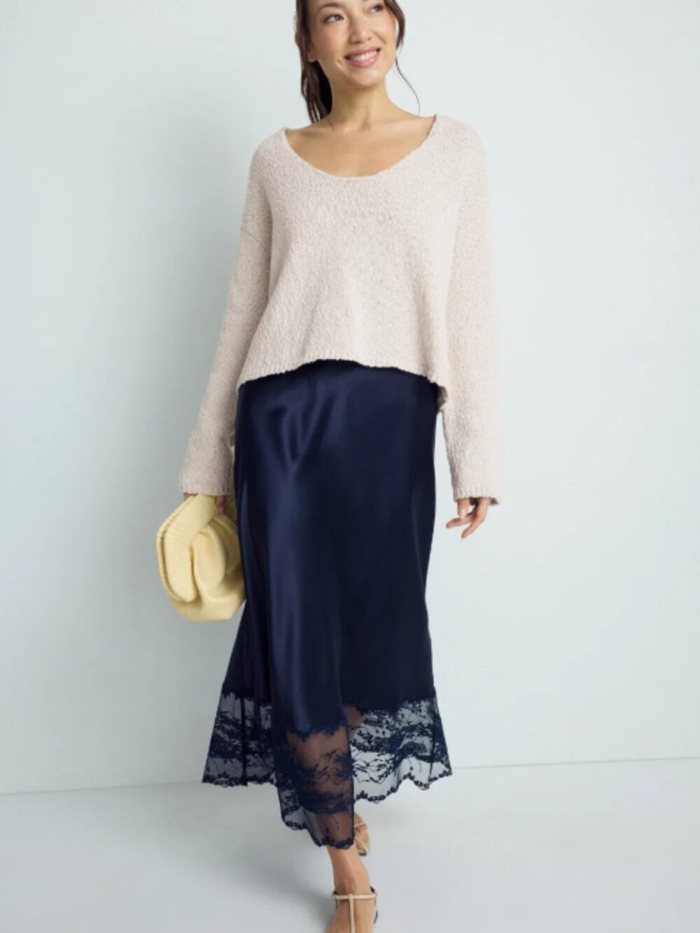 RTR-159 NAADAM	Summer Reversible Boucle Sweater